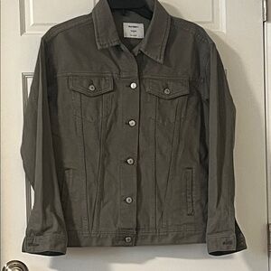 Old Navy Women’s Boyfriend oversized Denim Trucker Jacket Olive Size Small NWOT